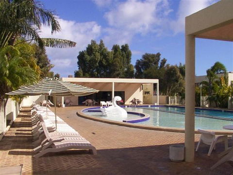 Kalbarri Beach Resort - Great Ocean Road Tourism 13