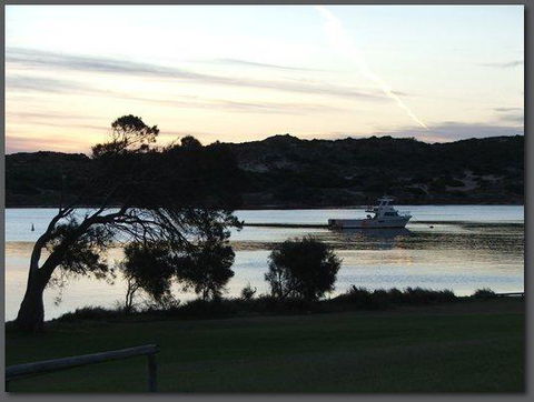 Kalbarri Beach Resort - Great Ocean Road Tourism 24