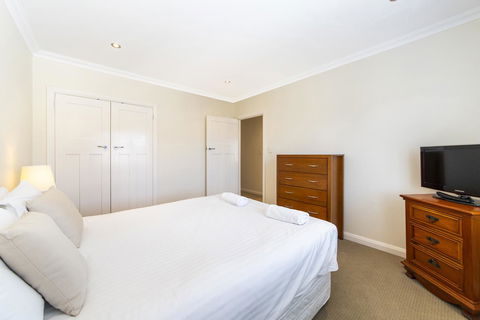 Inner Western Suburbs Retreat - Great Ocean Road Tourism 35