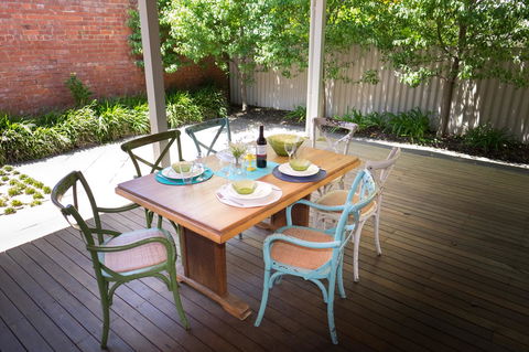 Inner Western Suburbs Retreat - Great Ocean Road Tourism 4