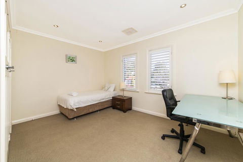 Inner Western Suburbs Retreat - Great Ocean Road Tourism 31