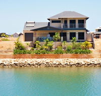27 Corella Court - Exquisite Marina Home With a Pool and Wi-Fi - Great Ocean Road Tourism
