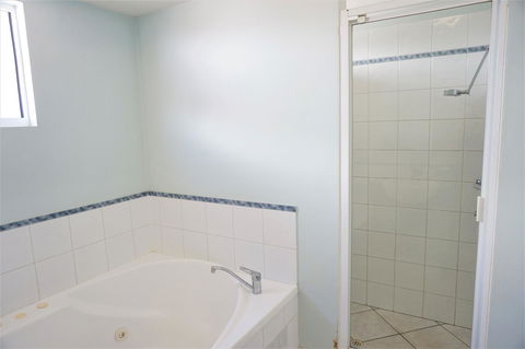 Osprey Holiday Village Unit 120 - Plenty Of Room For A Large Family - Great Ocean Road Tourism 12