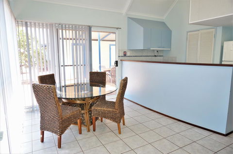 Osprey Holiday Village Unit 120 - Plenty Of Room For A Large Family - Great Ocean Road Tourism 5