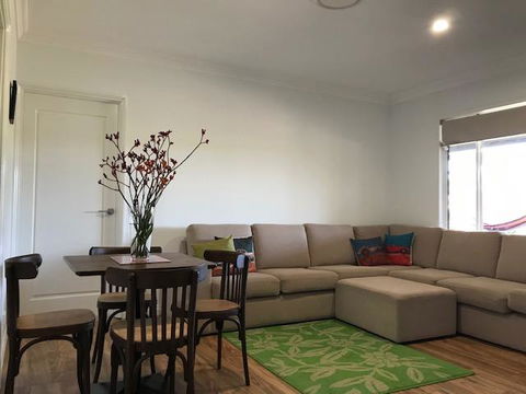 The Mains Guest House 2 Bedroom Farm Stay - Great Ocean Road Tourism 11