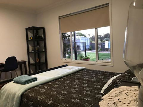 The Mains Guest House 2 Bedroom Farm Stay - Great Ocean Road Tourism 3