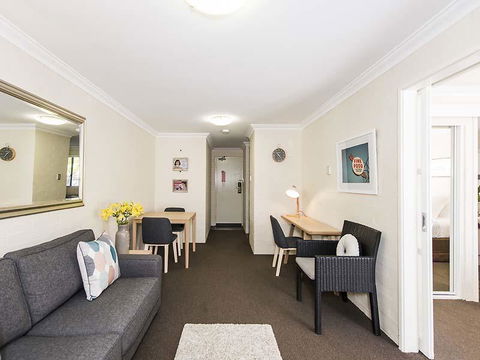 Subiaco Village 28 - Great Ocean Road Tourism 3