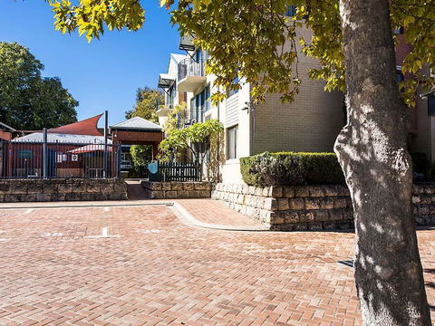 Subiaco Village 28 - Great Ocean Road Tourism 20