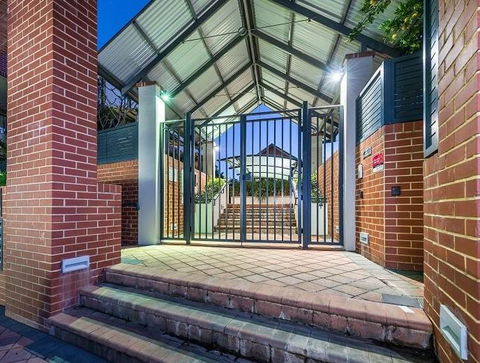 Subiaco Emporium Apartment - Great Ocean Road Tourism 6