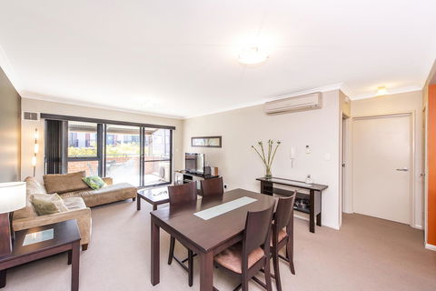 Subiaco Emporium Apartment - Great Ocean Road Tourism 26