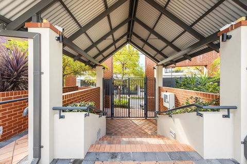 Subiaco Emporium Apartment - Great Ocean Road Tourism 22