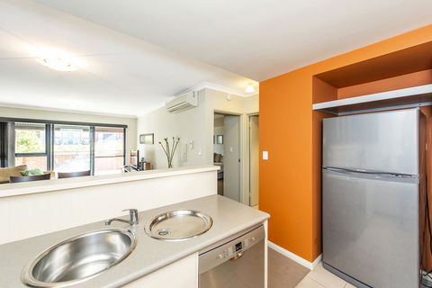 Subiaco Emporium Apartment - Great Ocean Road Tourism 18