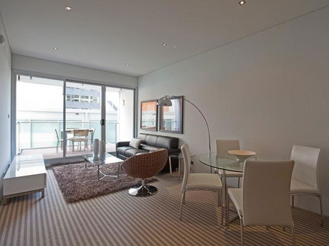 Astra Apartments Perth - Zenith - Great Ocean Road Tourism 4