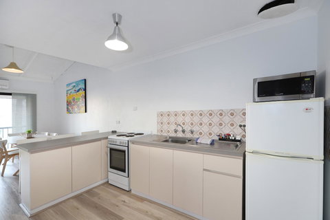 West Beach Lagoon 221 - Stylish Apartment! - Great Ocean Road Tourism 6