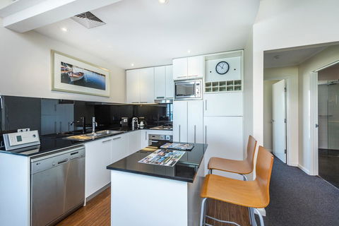 A 406 FANTASTIC OCEAN BEACH And MARINA VIEW APT - MANDURAH - Great Ocean Road Tourism 19