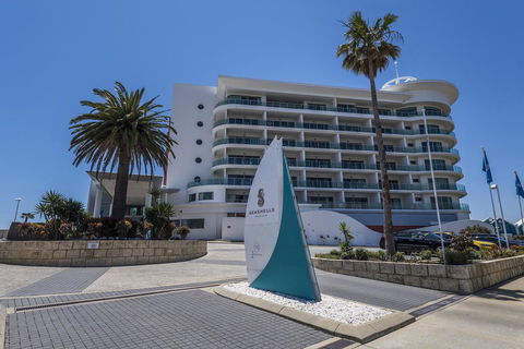 A 406 FANTASTIC OCEAN BEACH And MARINA VIEW APT - MANDURAH - Great Ocean Road Tourism 3
