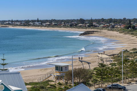 A 406 FANTASTIC OCEAN BEACH And MARINA VIEW APT - MANDURAH - Great Ocean Road Tourism 5