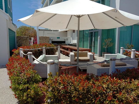 A 406 FANTASTIC OCEAN BEACH And MARINA VIEW APT - MANDURAH - Great Ocean Road Tourism 8