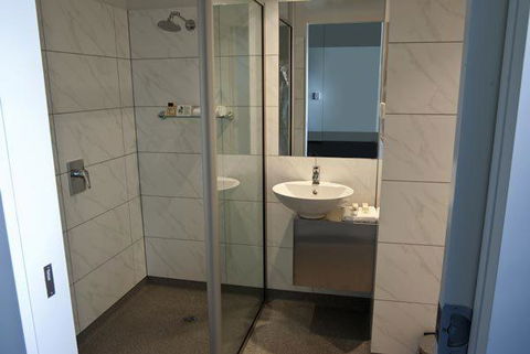Brighton Hotel Motel - Great Ocean Road Tourism 12