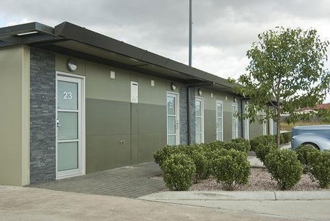 Brighton Hotel Motel - Great Ocean Road Tourism 14