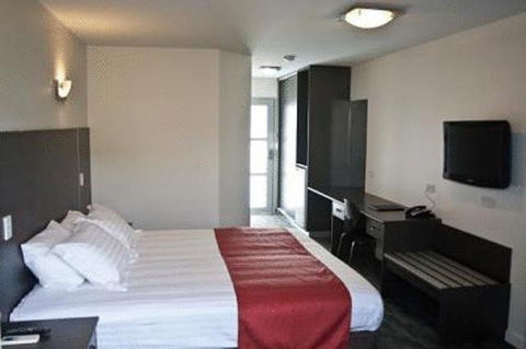 Brighton Hotel Motel - Great Ocean Road Tourism 10