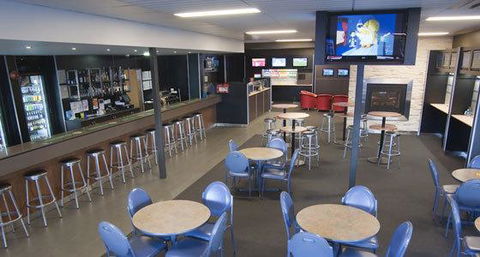 Brighton Hotel Motel - Great Ocean Road Tourism 1