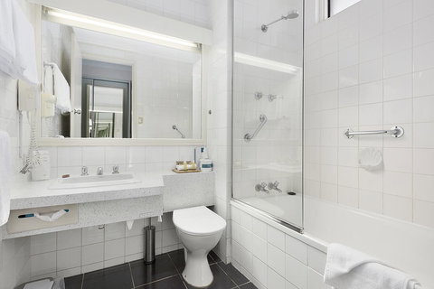 Beachfront Voyager Motor Inn - Great Ocean Road Tourism 14