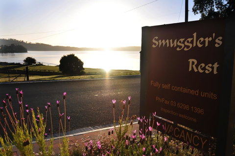 Smugglers Rest Apartments Dover - Great Ocean Road Tourism 13