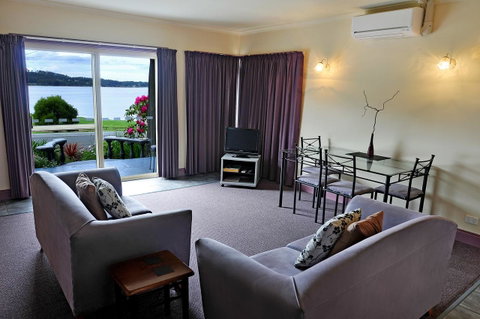 Smugglers Rest Apartments Dover - Great Ocean Road Tourism 11