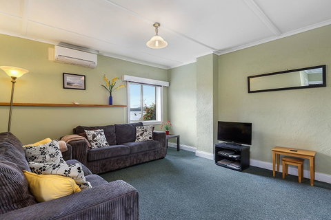 Smugglers Rest Apartments Dover - Great Ocean Road Tourism 6