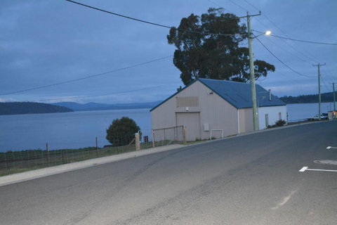 Smugglers Rest Apartments Dover - Great Ocean Road Tourism 25
