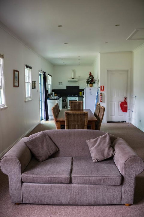 Giants Table And Cottages - Great Ocean Road Tourism 5