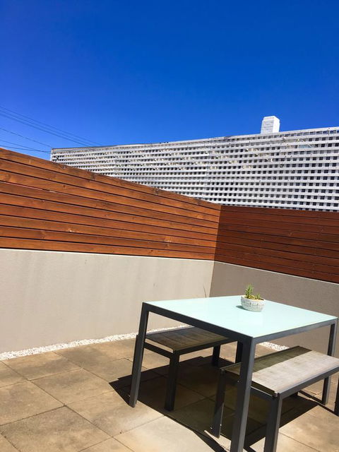 Sandy Bay Studio Apartment - Great Ocean Road Tourism 12