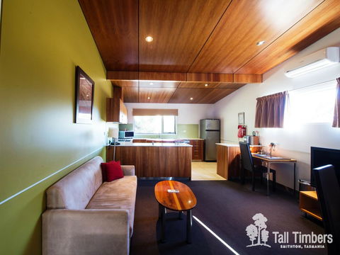 Tall Timbers Tasmania - Great Ocean Road Tourism 17