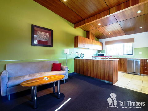 Tall Timbers Tasmania - Great Ocean Road Tourism 18
