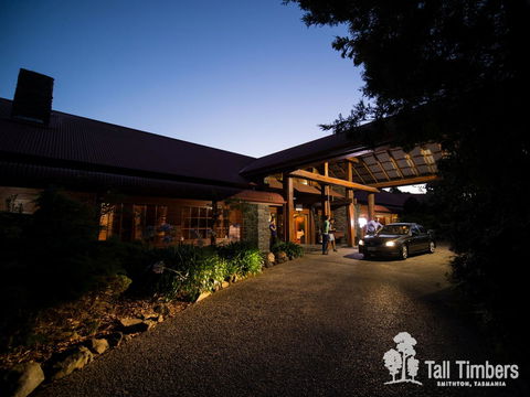 Tall Timbers Tasmania - Great Ocean Road Tourism 7