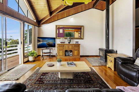 Harvey Farm Lodge - Great Ocean Road Tourism 5