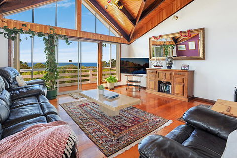 Harvey Farm Lodge - Great Ocean Road Tourism 3