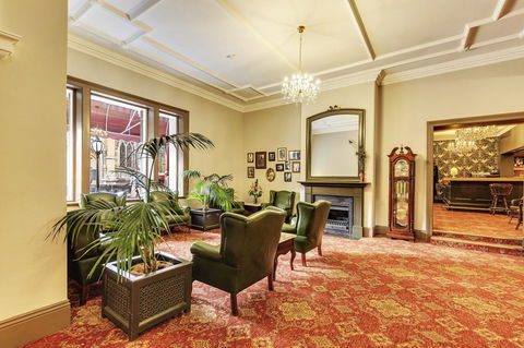 Hadley\'s Orient Hotel - Great Ocean Road Tourism 12