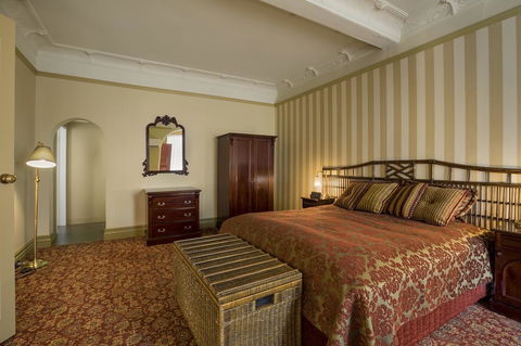 Hadley\'s Orient Hotel - Great Ocean Road Tourism 25