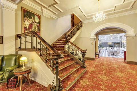 Hadley\'s Orient Hotel - Great Ocean Road Tourism 11