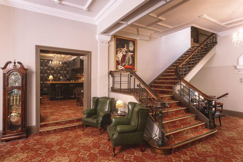 Hadley\'s Orient Hotel - Great Ocean Road Tourism 33