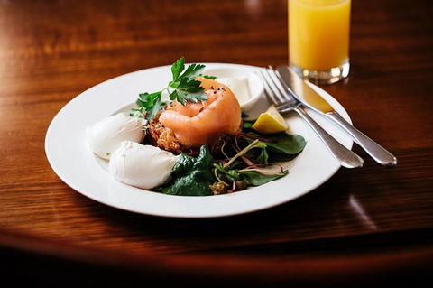 Hadley\'s Orient Hotel - Great Ocean Road Tourism 4