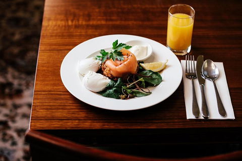 Hadley\'s Orient Hotel - Great Ocean Road Tourism 3
