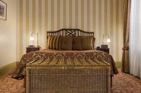 Hadley\'s Orient Hotel - Great Ocean Road Tourism 30