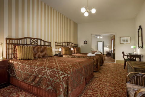 Hadley\'s Orient Hotel - Great Ocean Road Tourism 21