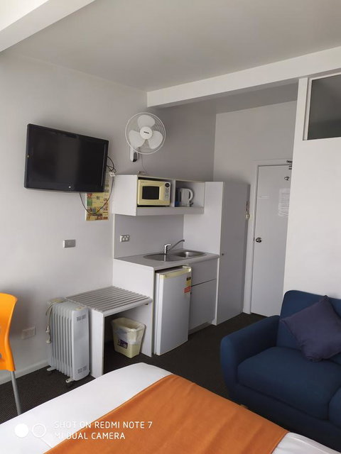 Waterfront Lodge Motel - Great Ocean Road Tourism 14