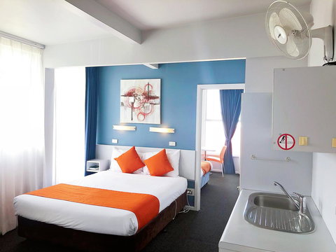 Waterfront Lodge Motel - Great Ocean Road Tourism 8