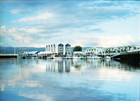 Peppers Seaport Hotel - Great Ocean Road Tourism 0