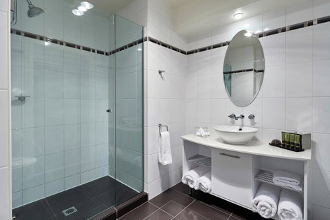 Peppers Seaport Hotel - Great Ocean Road Tourism 8